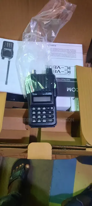 Icom _V80 Walkie-Talkie Radio Is Available