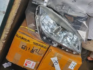 C300 2010 Right Side Headlight