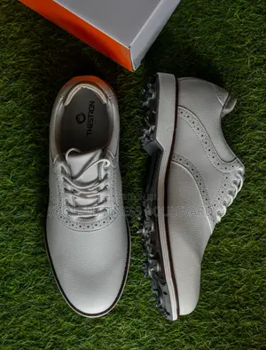 Quality Leather Spiked Golf Shoes