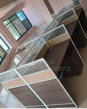 Working Station/6 Man Workstation