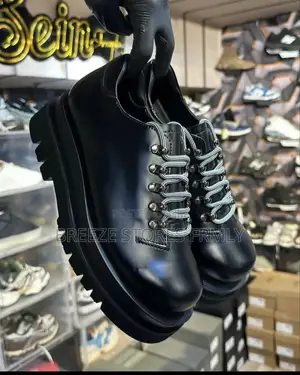 Bottega Veneta Chunky Corporate Shoes