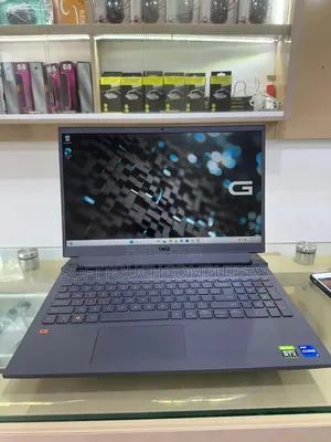 Laptop Dell G15 5511 16GB Intel Core i7 SSD 512GB
