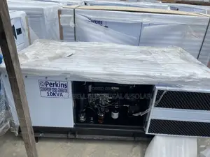 Super Silent England Perkinsoundproof Diesel Generator 10kva