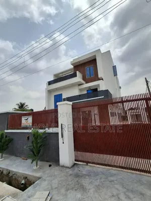 Furnished 4bdrm Duplex in Ikeja for sale