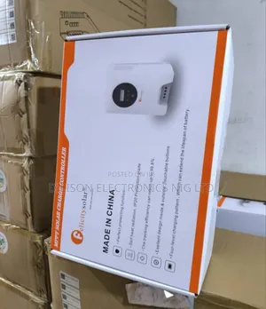 Brand New Felicitysolar 45amps 24valt Charging Controller