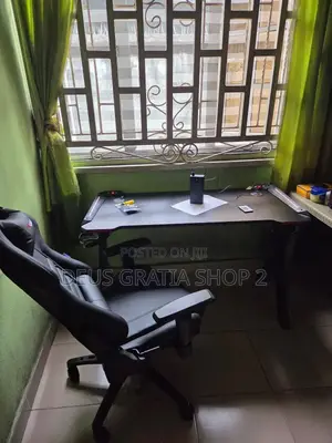 Game Table and Game Chair