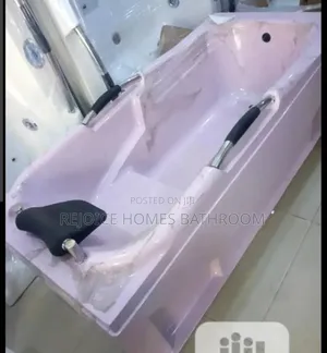 Pink Executive Panel Bathtub for Bathroom