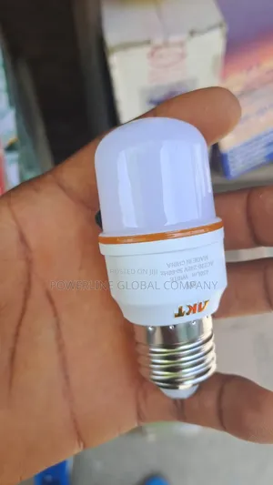 5w Akt Bulb for Homes/ Hotels/ Offices/ Companies/ Factories