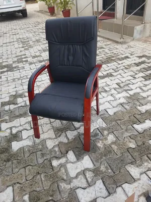 High Quality Wooden Vsistors Chair For Alter And Pastors
