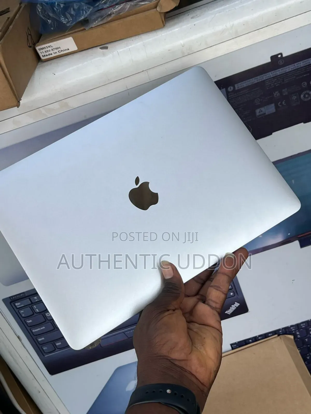 Apple Macbook Pro 2019 Original Replacement Screen
