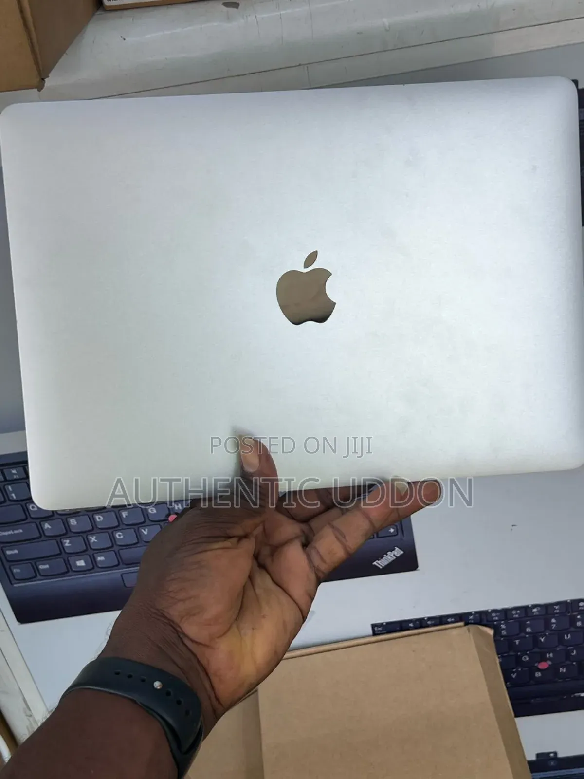 Apple Macbook Pro 2019 Original Replacement Screen