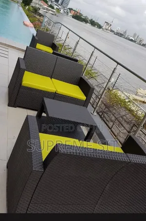 Quality Luxury Outdoor 4 Seaters and Table