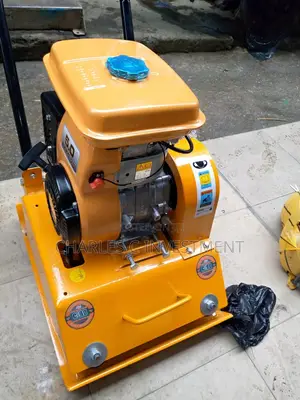 Plate Compactor Machine ,Model C90. 5hp