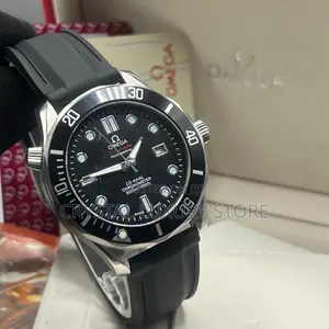 Omega Quality Men Rubber Strap Wristwatch
