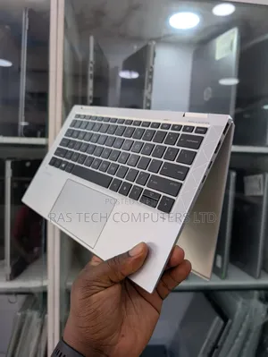 Laptop HP EliteBook 1040 G8 32GB Intel Core i7 SSD 500GB