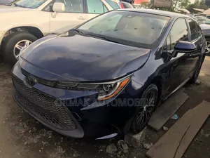 Toyota Corolla LE 2020 Blue