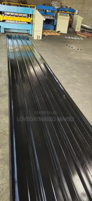 Metral Black