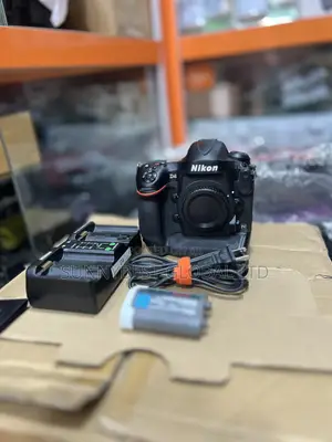 Nikon D4 Body