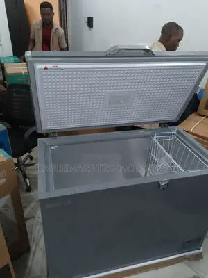 Scanfrost Family Size 300 Litres Chest Freezer