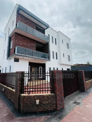 4bdrm Duplex in Berger for sale