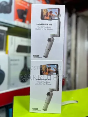 Insta360 Flow Pro - Ai-Powered Gimbal Stabilizer for Mobiles