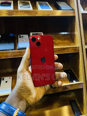 Apple iPhone 13 128 GB Red