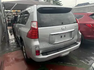 Lexus GX 2013 Silver