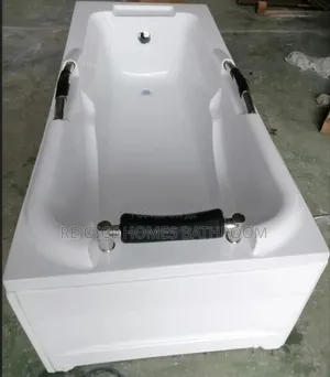 Twyford Executive Panel Bathtub