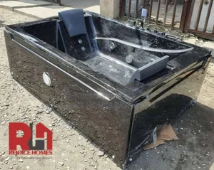 Black Double Square Jacuzzi Face Me I Face You