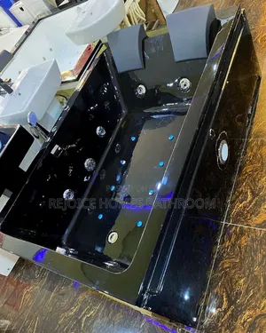 Quality Double Square Black Massage Jacuzzi