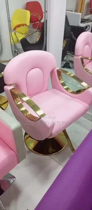 Classic Salon Chair