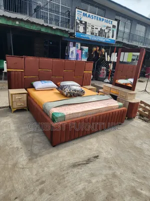 Ulphostery Padded 6by6 Set of Bed.
