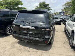 Toyota Sequoia 2010 Black