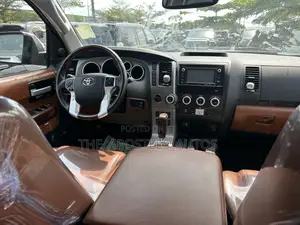 Toyota Sequoia 2015 Black