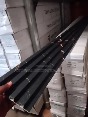 Fluted Panel (Black)