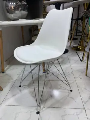 Restaurant Chair With Metal Leg
