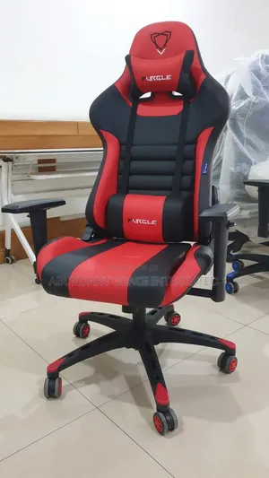 Pc Gaming Chair With Footrest.