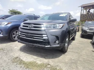 Toyota Highlander 2018 Gray