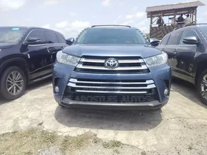 Toyota Highlander 2016 Blue