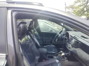 Toyota RAV4 2018 Gray