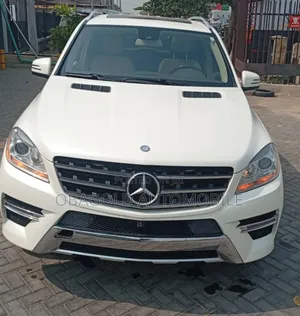 Mercedes-Benz M Class ML350 4MATIC 4dr SUV AWD (3.5L 6cyl 7A) 2015