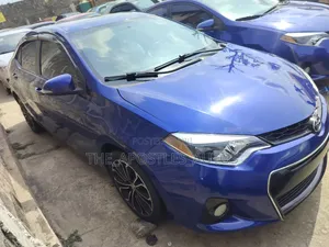 Toyota Corolla 2016 Blue