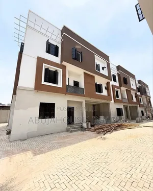 4bdrm Townhouse/Terrace In Guzape Main Abuja For Sale