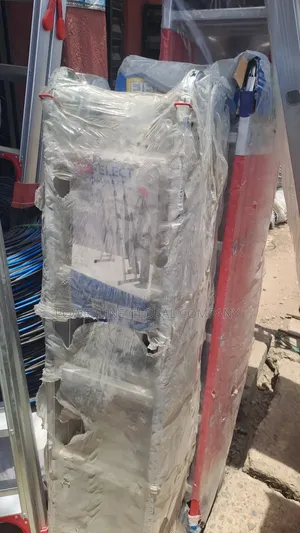12v Lader for Homes/ Companies/ Factories