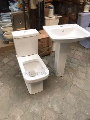 Water Closet Top Flush With Soft Close