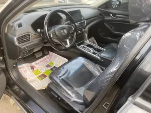 Honda Accord Touring 2.0T 2018 Black