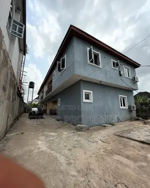 2bdrm Block of Flats in Apara Link Off Nta, Port-Harcourt for sale