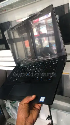 Laptop Dell Latitude 7490 16GB Intel Core I7 SSD 512GB