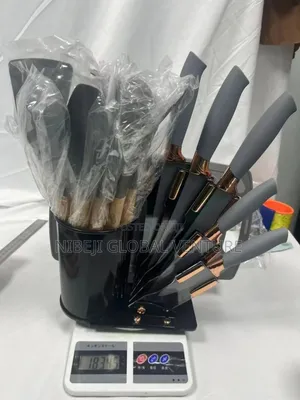 19 Pc's Silicone Kitchen Tools