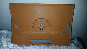 iPad Cover/Stand - 10"